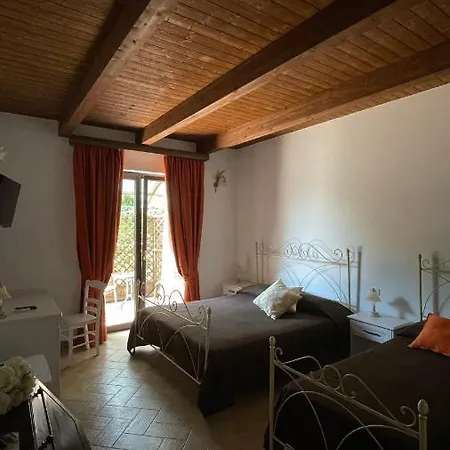 Bed & Breakfast Feudi Enchestre Agropoli *